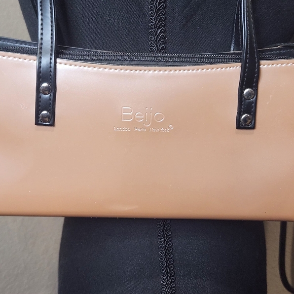 Beijo‎ Tan and Black Women's Handbag - Picture 3 of 9